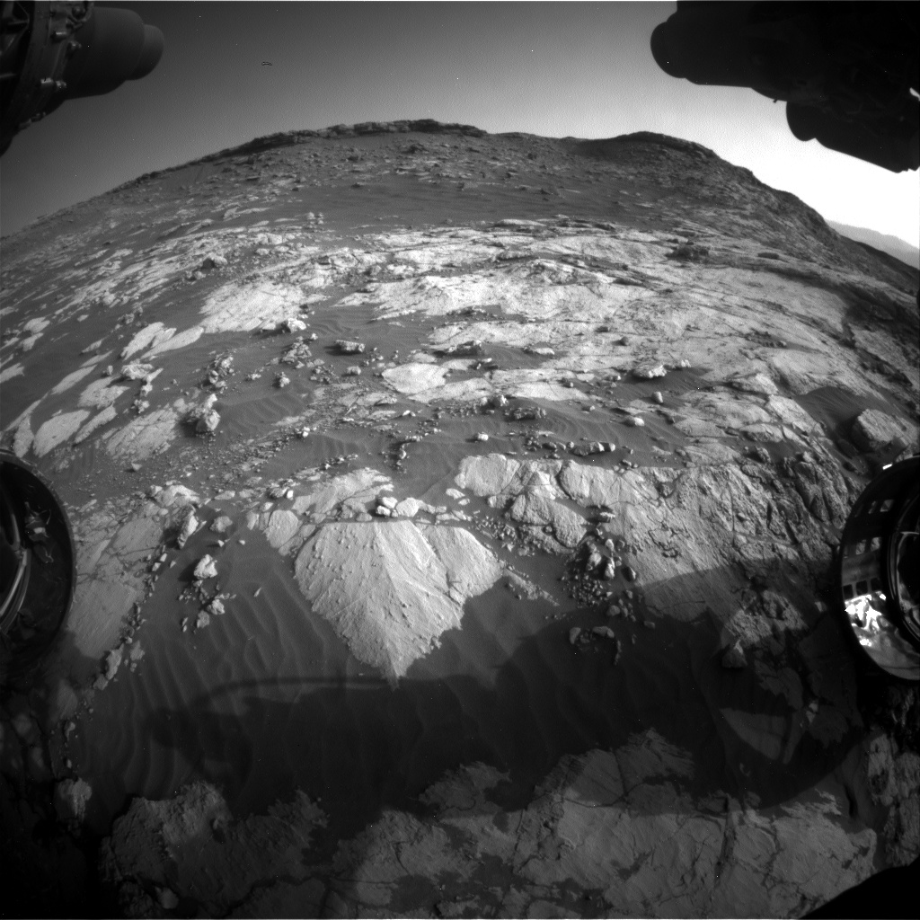 Nasa's Mars rover Curiosity acquired this image using its Front Hazard Avoidance Camera (Front Hazcam) on Sol 2657, at drive 2228, site number 78