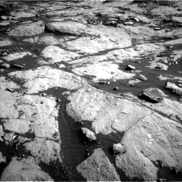 Nasa's Mars rover Curiosity acquired this image using its Left Navigation Camera on Sol 2657, at drive 2162, site number 78