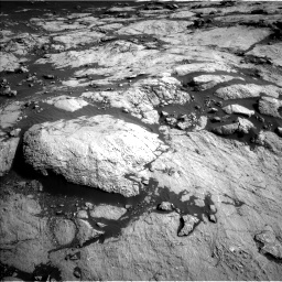 Nasa's Mars rover Curiosity acquired this image using its Left Navigation Camera on Sol 2657, at drive 2198, site number 78