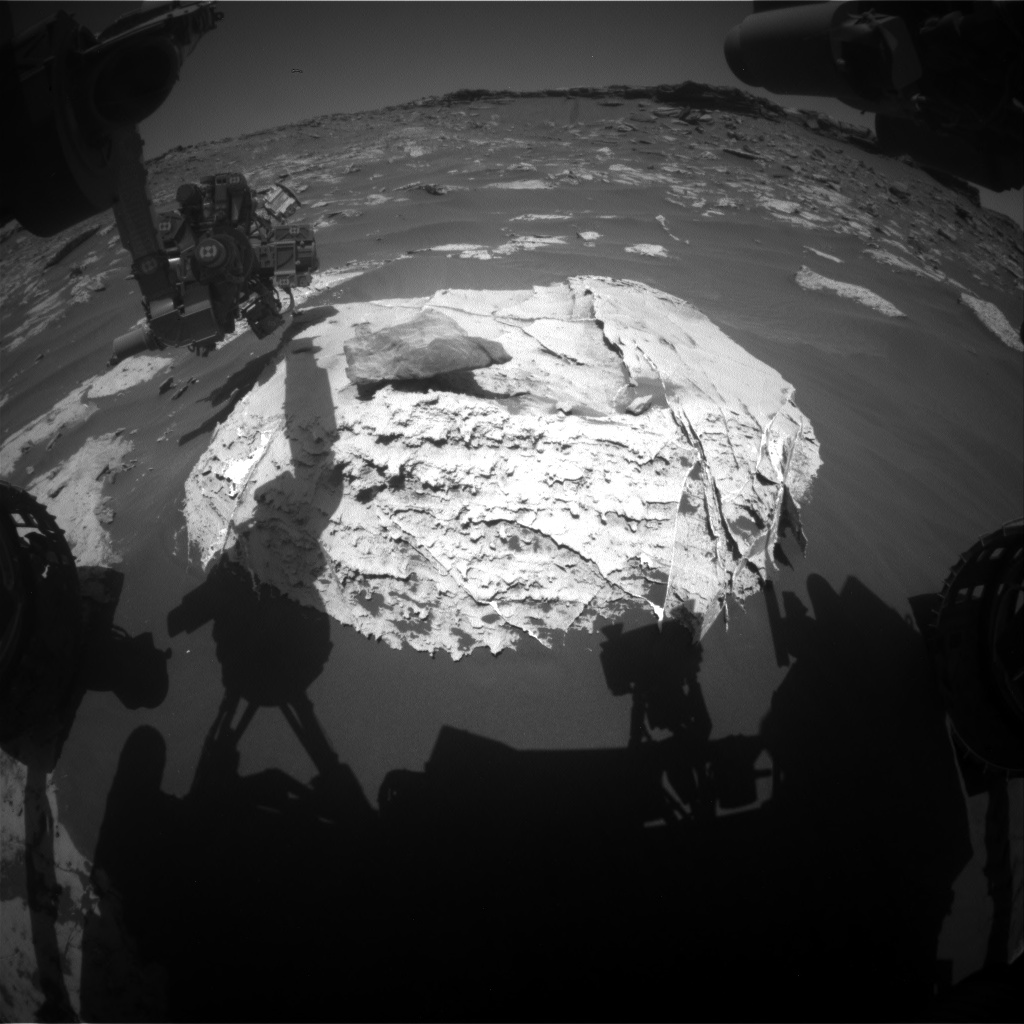 Nasa's Mars rover Curiosity acquired this image using its Front Hazard Avoidance Camera (Front Hazcam) on Sol 2659, at drive 2444, site number 78
