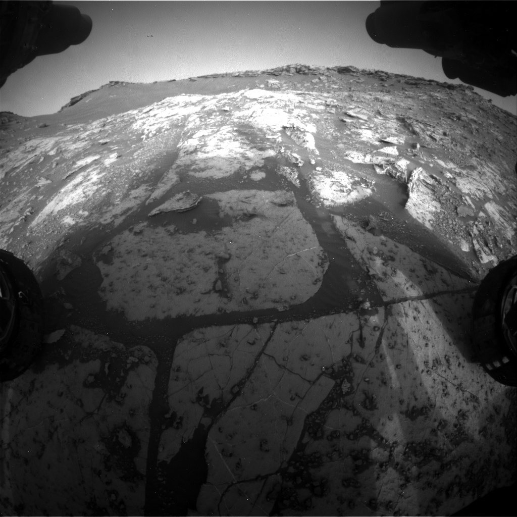 Nasa's Mars rover Curiosity acquired this image using its Front Hazard Avoidance Camera (Front Hazcam) on Sol 2659, at drive 2684, site number 78