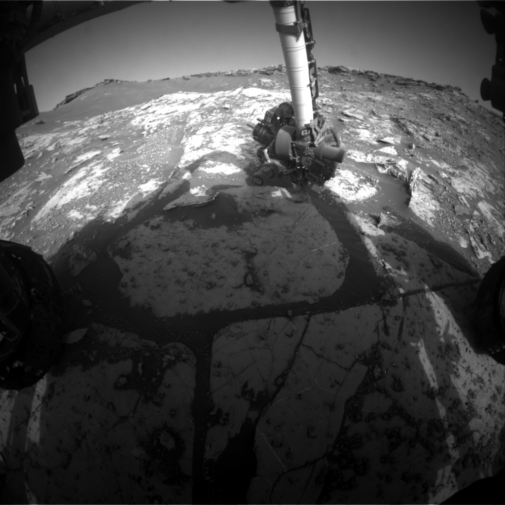 Nasa's Mars rover Curiosity acquired this image using its Front Hazard Avoidance Camera (Front Hazcam) on Sol 2660, at drive 2684, site number 78