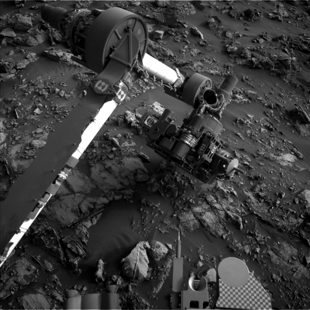 Nasa's Mars rover Curiosity acquired this image using its Left Navigation Camera on Sol 2662, at drive 2858, site number 78