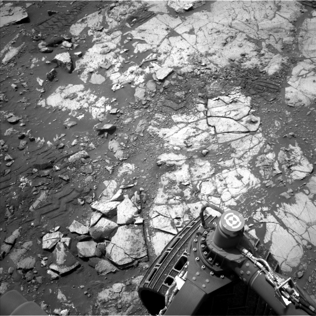 Nasa's Mars rover Curiosity acquired this image using its Left Navigation Camera on Sol 2664, at drive 2894, site number 78