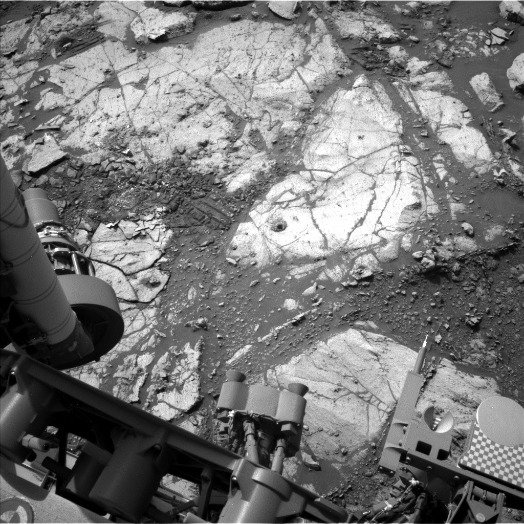 Nasa's Mars rover Curiosity acquired this image using its Left Navigation Camera on Sol 2669, at drive 0, site number 79