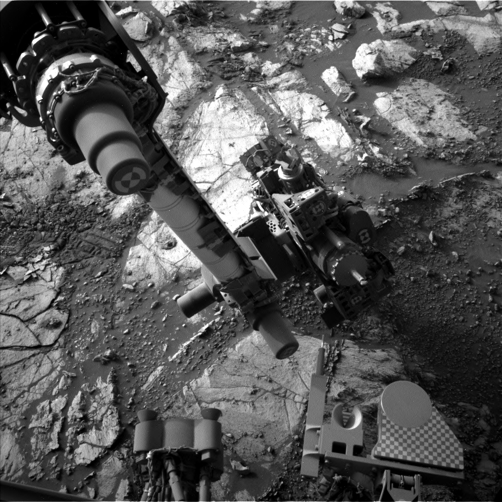 Nasa's Mars rover Curiosity acquired this image using its Left Navigation Camera on Sol 2690, at drive 0, site number 79