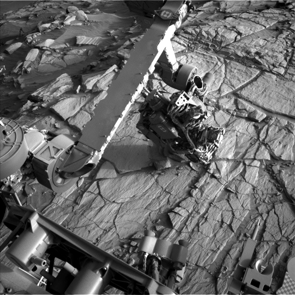 Nasa's Mars rover Curiosity acquired this image using its Left Navigation Camera on Sol 2701, at drive 588, site number 79