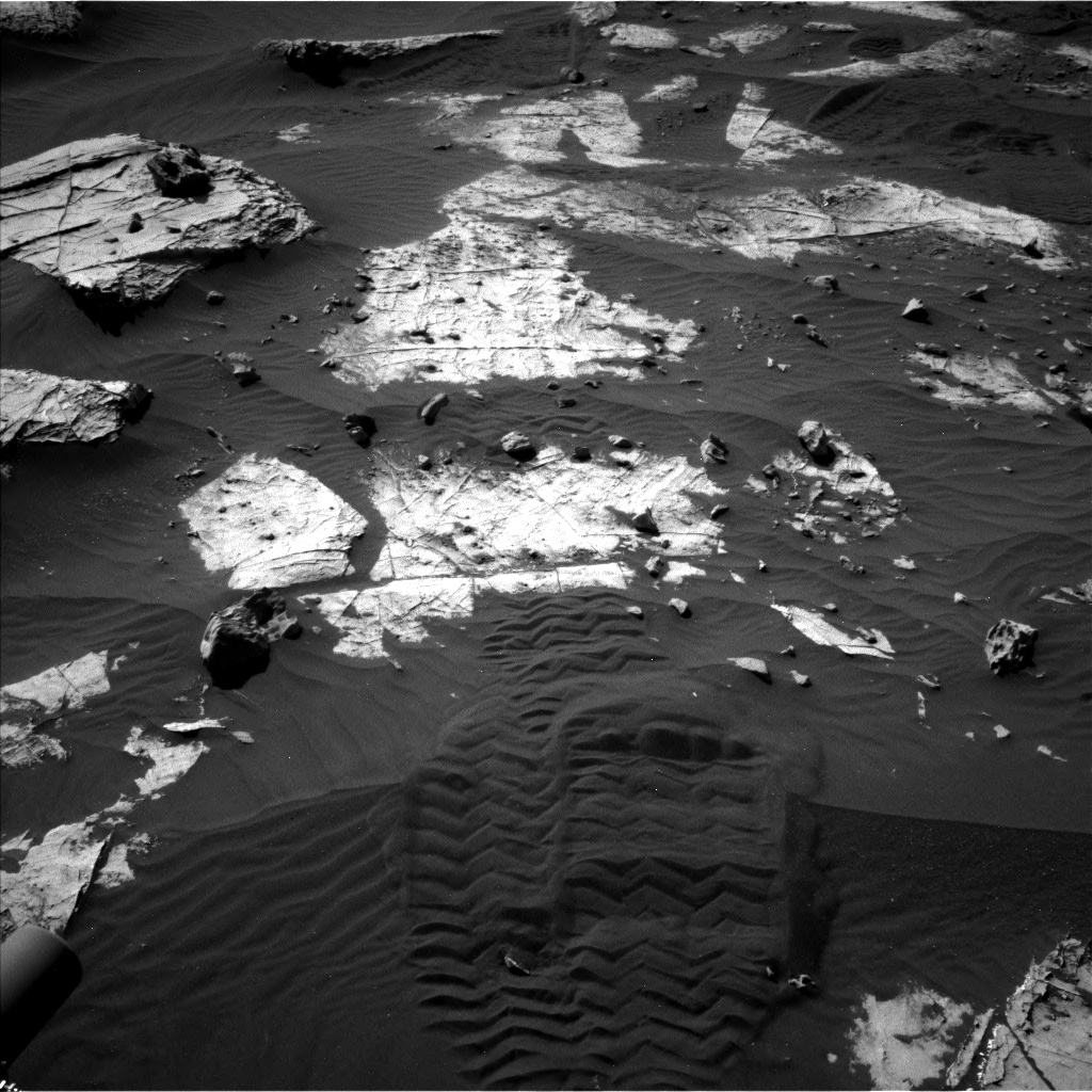 Nasa's Mars rover Curiosity acquired this image using its Left Navigation Camera on Sol 2734, at drive 1180, site number 79