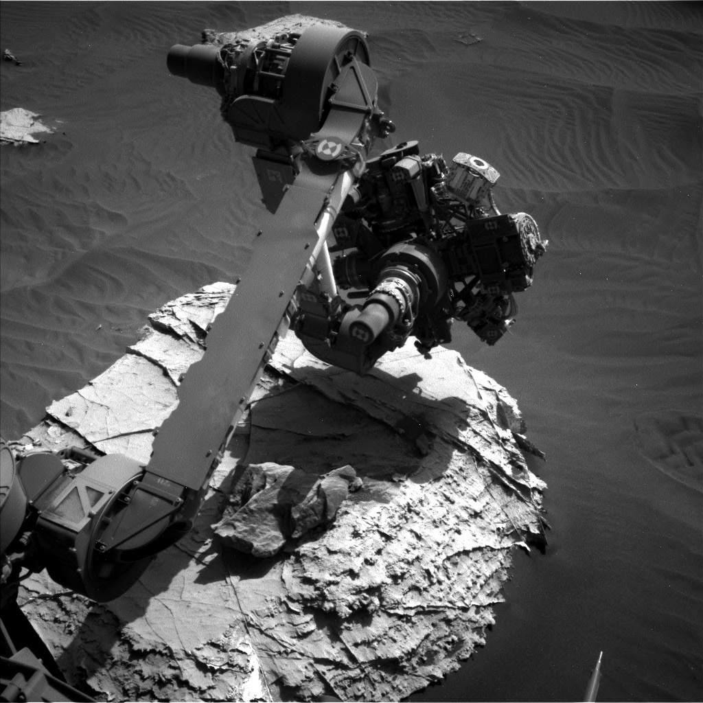Nasa's Mars rover Curiosity acquired this image using its Left Navigation Camera on Sol 2735, at drive 1222, site number 79