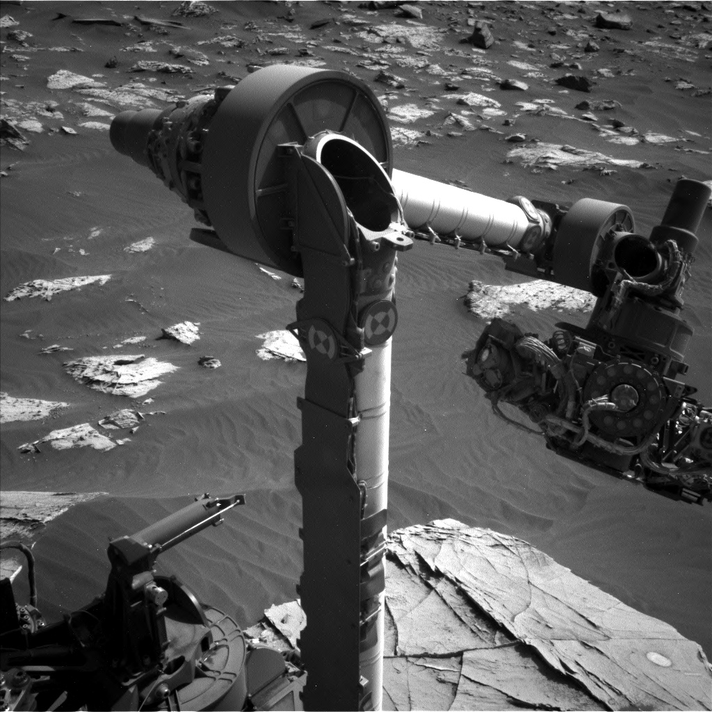 Nasa's Mars rover Curiosity acquired this image using its Left Navigation Camera on Sol 2737, at drive 1222, site number 79