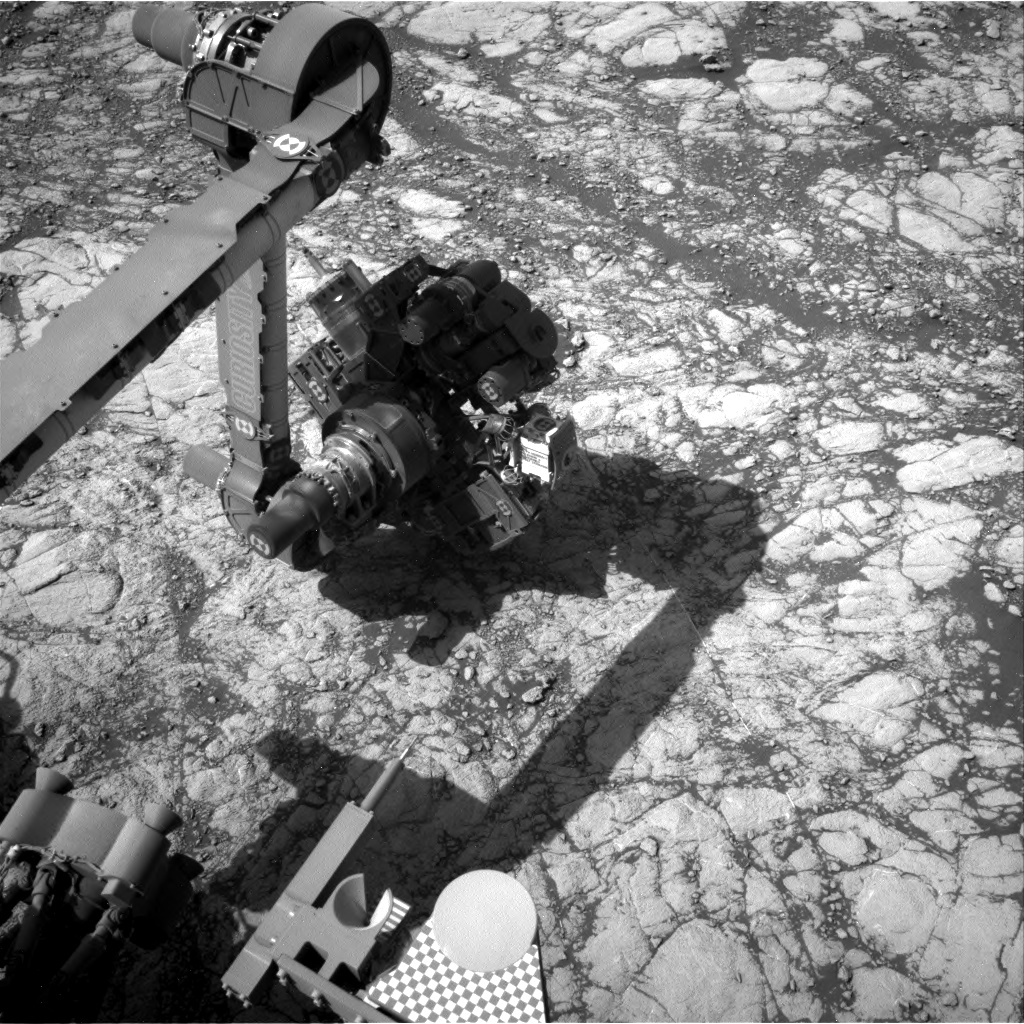 Nasa's Mars rover Curiosity acquired this image using its Right Navigation Camera on Sol 2747, at drive 1956, site number 79
