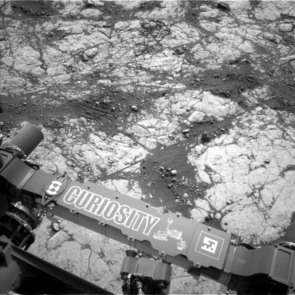 Nasa's Mars rover Curiosity acquired this image using its Left Navigation Camera on Sol 2780, at drive 2330, site number 79