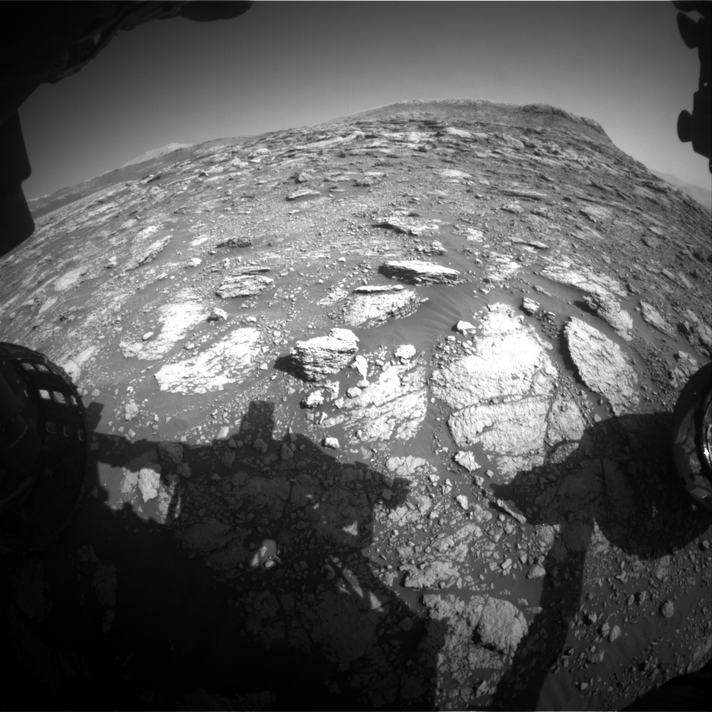 MARS: CURIOSITY u krateru  GALE Vol II. - Page 3 8539_Front_Hazcam