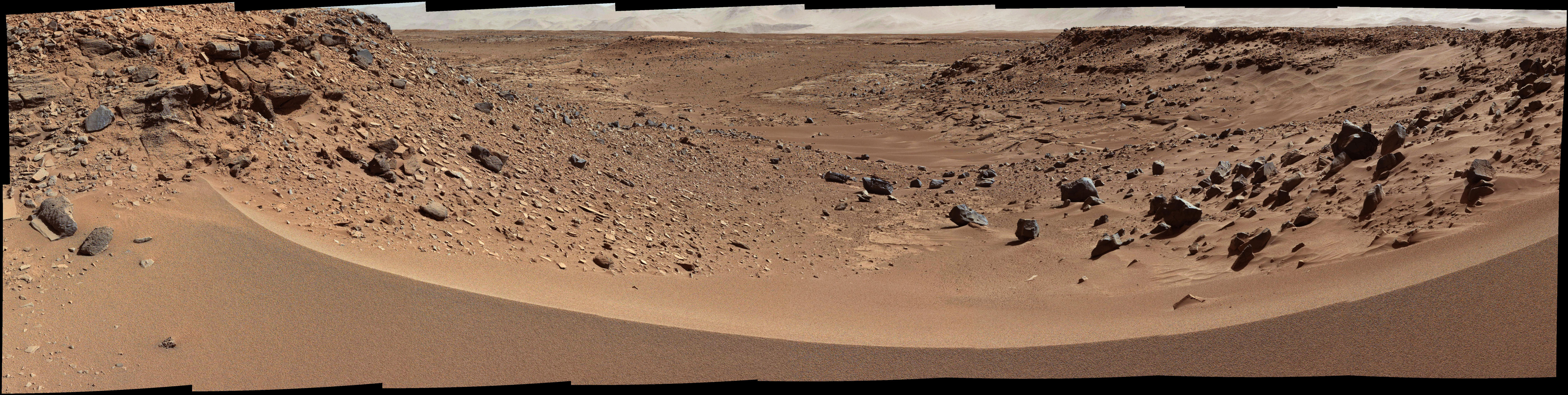 Martian Valley May Be Curiosity's Route (White-Balanced)